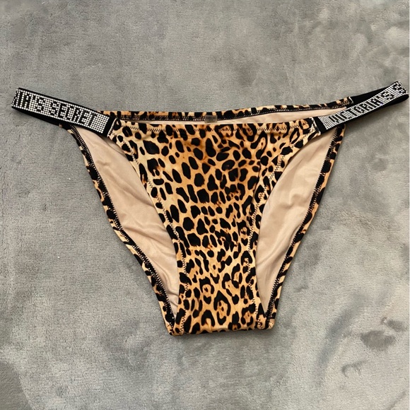 New! Victoria’s Secret Barbados shine strap bikini bottom 4641 - Picture 2 of 9